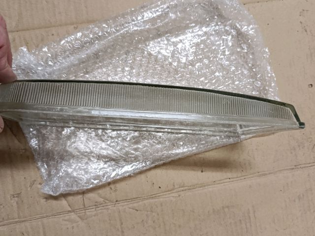 bontott NISSAN TERRANO Jobb első Lámpabúra