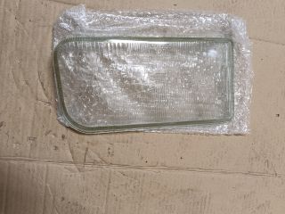 bontott NISSAN TERRANO Jobb első Lámpabúra