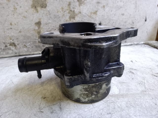 bontott NISSAN TIIDA Vákumpumpa