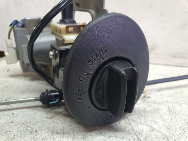 bontott NISSAN TIIDA Gyújtáskapcsoló Házzal