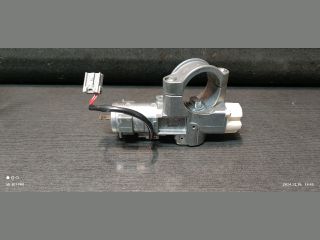 bontott NISSAN TIIDA Gyújtáskapcsoló Házzal