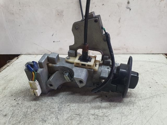 bontott NISSAN TIIDA Gyújtáskapcsoló Házzal