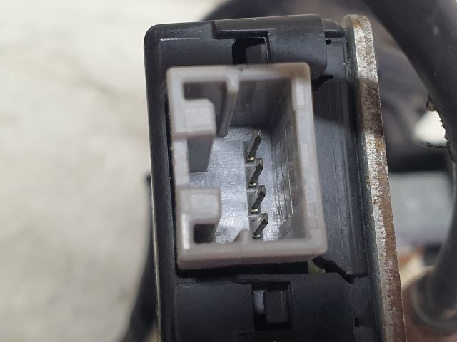 bontott NISSAN TIIDA Gyújtáskapcsoló Házzal