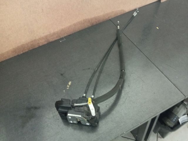 bontott NISSAN TIIDA Bal első Ajtózár