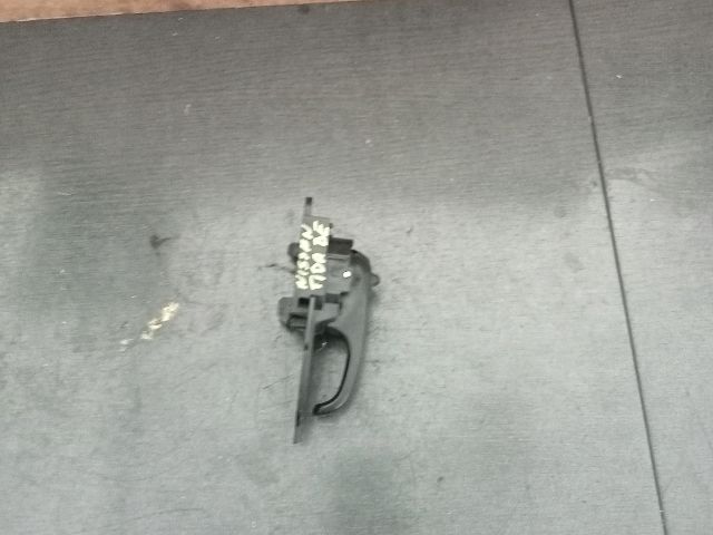 bontott NISSAN TIIDA Bal első Belső Kilincs