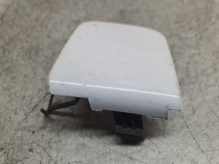 bontott NISSAN TIIDA Első Vonószem Burkolat