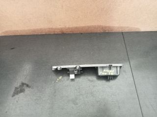 bontott NISSAN TIIDA Jobb első Ablakemelő Kapcsoló