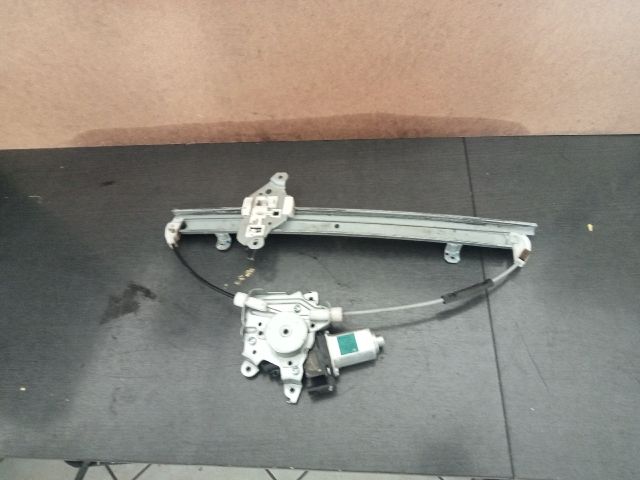 bontott NISSAN TIIDA Jobb első Ablakemelő Szerkezet (Elektromos)