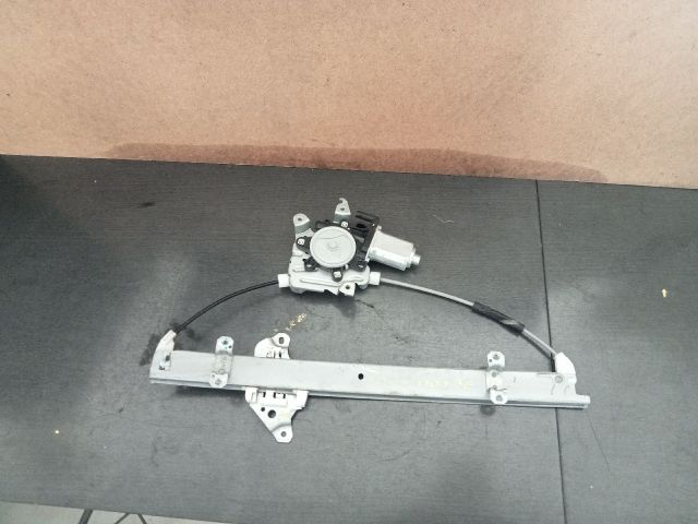 bontott NISSAN TIIDA Jobb első Ablakemelő Szerkezet (Elektromos)