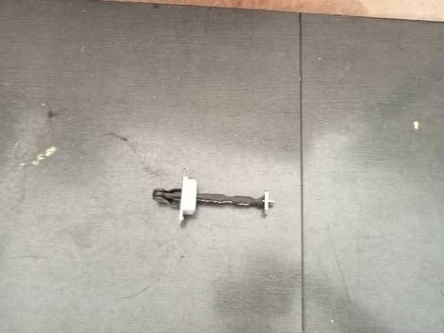 bontott NISSAN TIIDA Jobb első Ajtóhatároló