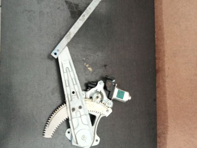 bontott NISSAN TIIDA Jobb hátsó Ablakemelő Szerkezet (Elektromos)