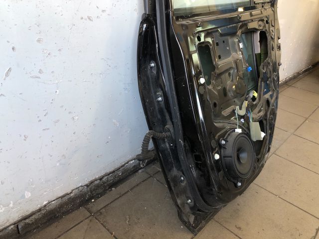 bontott NISSAN TIIDA Jobb hátsó Ajtó (Üres lemez)