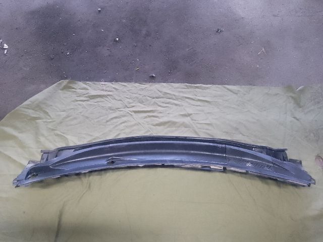 bontott NISSAN TIIDA Levélrács