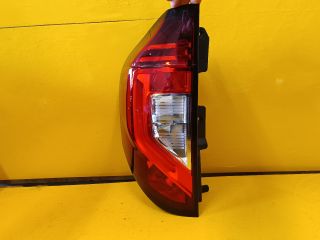 bontott NISSAN TOWNSTAR Bal Hátsó Lámpa