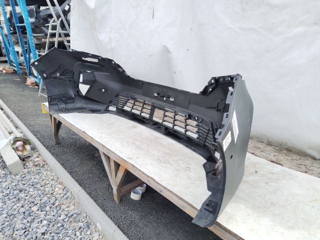 bontott NISSAN TOWNSTAR Első Lökhárító (Üresen)