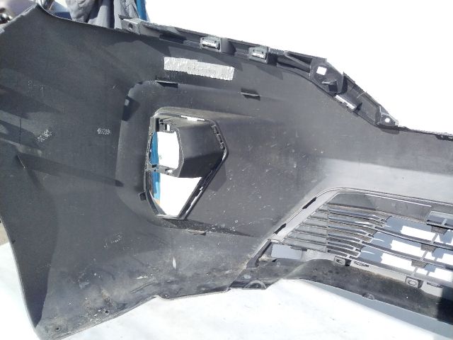 bontott NISSAN TOWNSTAR Első Lökhárító (Üresen)