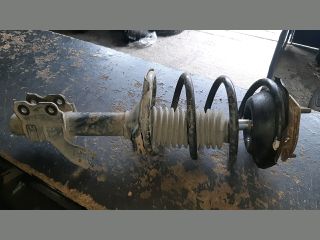 bontott NISSAN VANETTE Bal első Gólyaláb (Lengécsillapító, Rugó)