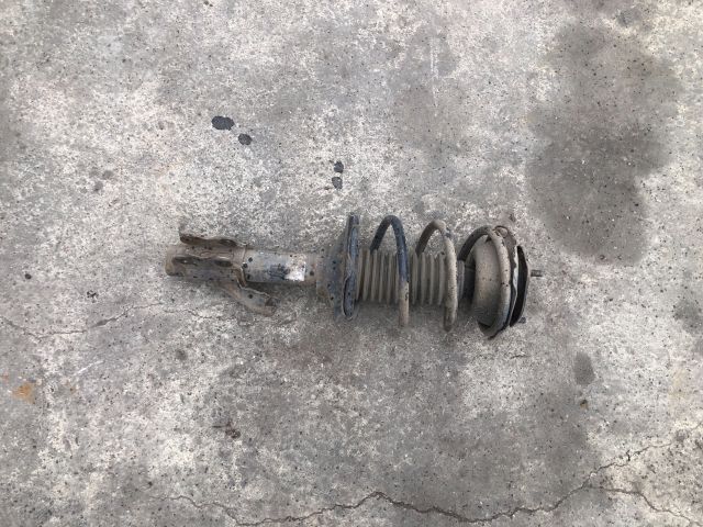 bontott NISSAN VANETTE Bal első Gólyaláb (Lengécsillapító, Rugó)