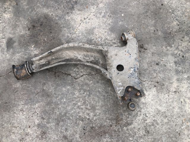 bontott NISSAN VANETTE Bal első Lengőkar