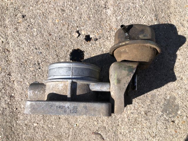 bontott NISSAN VANETTE Fojtószelep (Mechanikus)