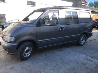 bontott NISSAN VANETTE Generátor