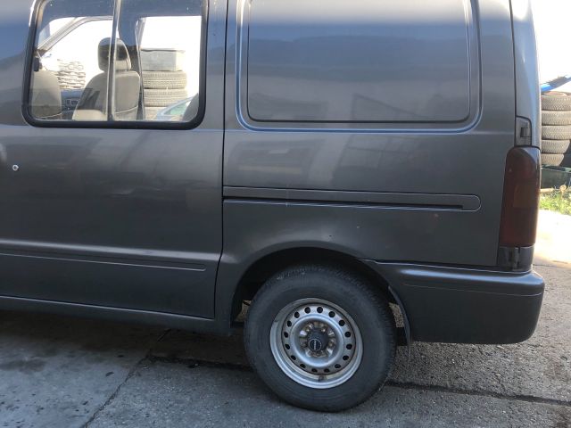 bontott NISSAN VANETTE Generátor