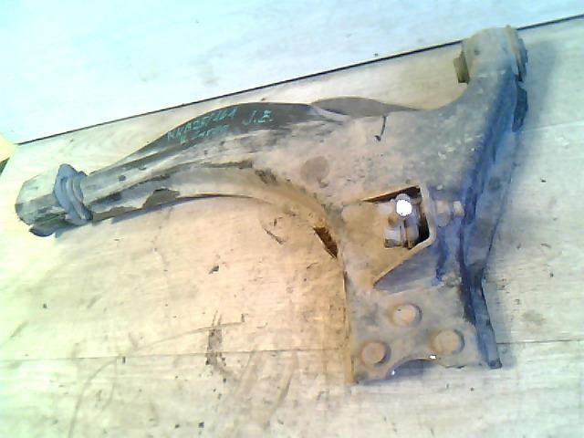 bontott NISSAN VANETTE Jobb első Lengőkar