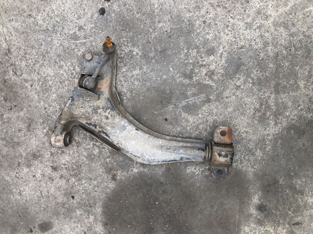 bontott NISSAN VANETTE Jobb első Lengőkar