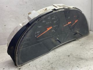 bontott NISSAN VANETTE Kilométeróra