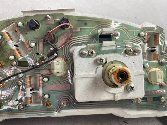 bontott NISSAN VANETTE Kilométeróra