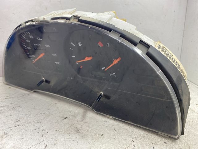 bontott NISSAN VANETTE Kilométeróra