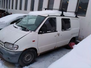 bontott NISSAN VANETTE Klímakompresszor