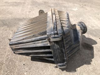 bontott NISSAN VANETTE Légszűrő Ház