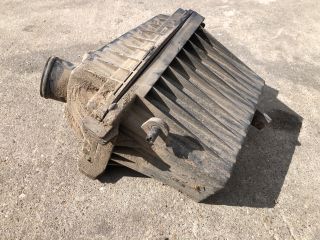 bontott NISSAN VANETTE Légszűrő Ház