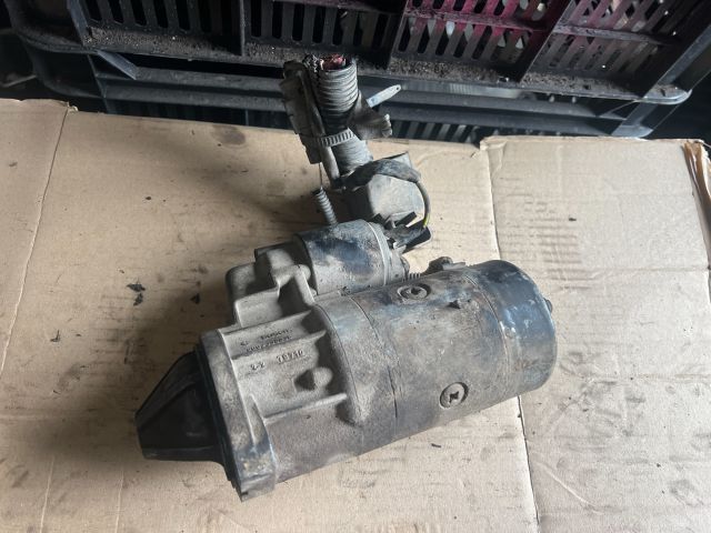 bontott NISSAN VANETTE Önindító