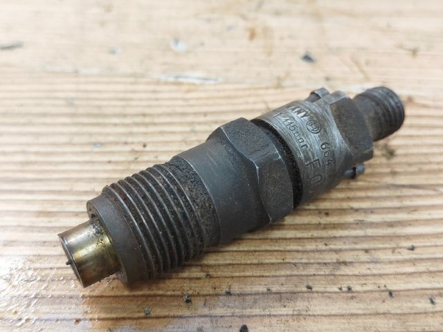 bontott NISSAN VANETTE Porlasztó (1 db)