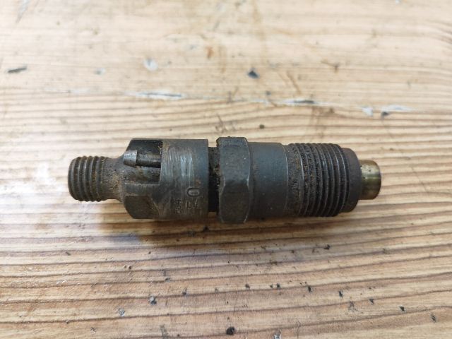 bontott NISSAN VANETTE Porlasztó (1 db)