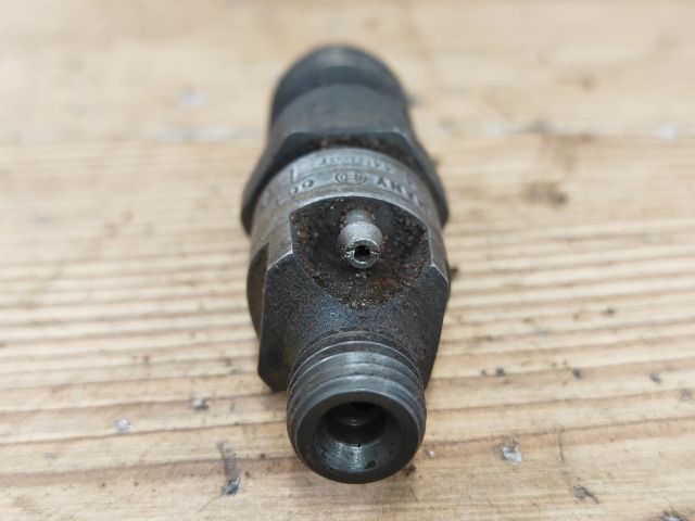 bontott NISSAN VANETTE Porlasztó (1 db)