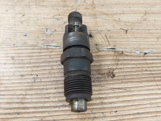 bontott NISSAN VANETTE Porlasztó (1 db)