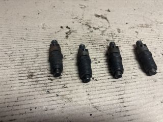 bontott NISSAN VANETTE Porlasztó Sor / Híd