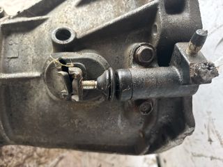 bontott NISSAN VANETTE Váltó (Mechanikus)