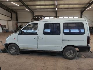 bontott NISSAN VANETTE Váltó (Mechanikus)