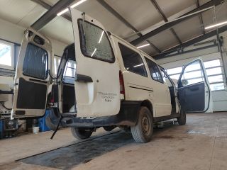 bontott NISSAN VANETTE Váltó (Mechanikus)