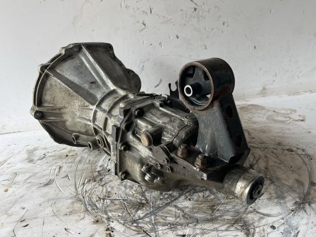 bontott NISSAN VANETTE Váltó (Mechanikus)