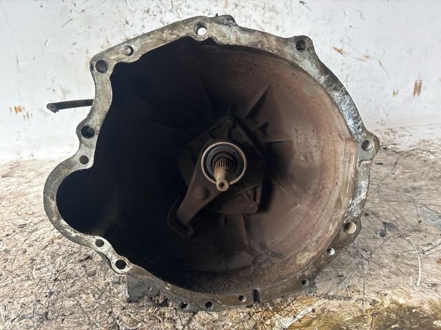 bontott NISSAN VANETTE Váltó (Mechanikus)