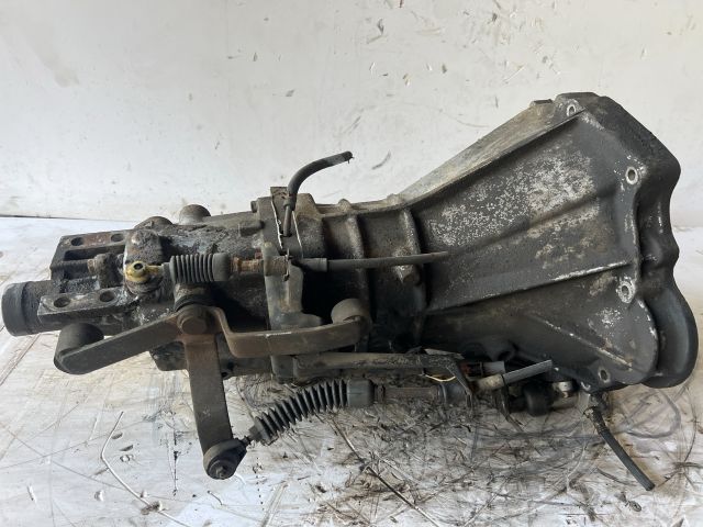 bontott NISSAN VANETTE Váltó (Mechanikus)