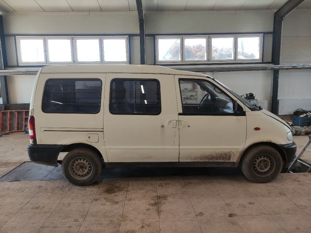 bontott NISSAN VANETTE Váltó (Mechanikus)