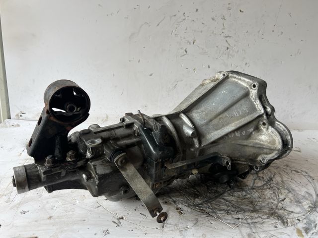 bontott NISSAN VANETTE Váltó (Mechanikus)