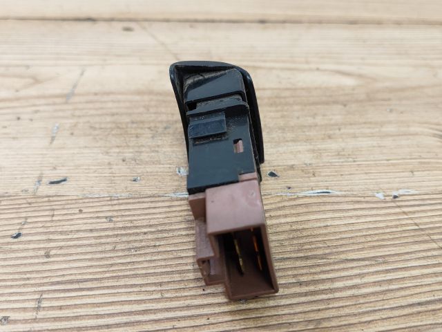 bontott NISSAN VANETTE Ablakfűtés Kapcsoló