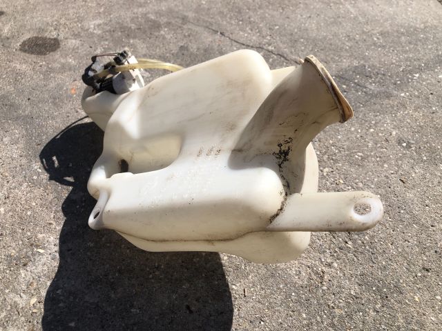 bontott NISSAN VANETTE Ablakmosó Tartály